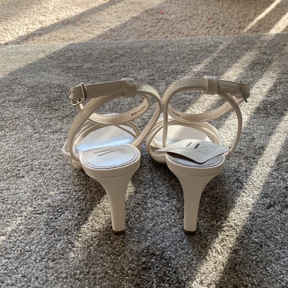 Summer Heels - Picture 4 of 6